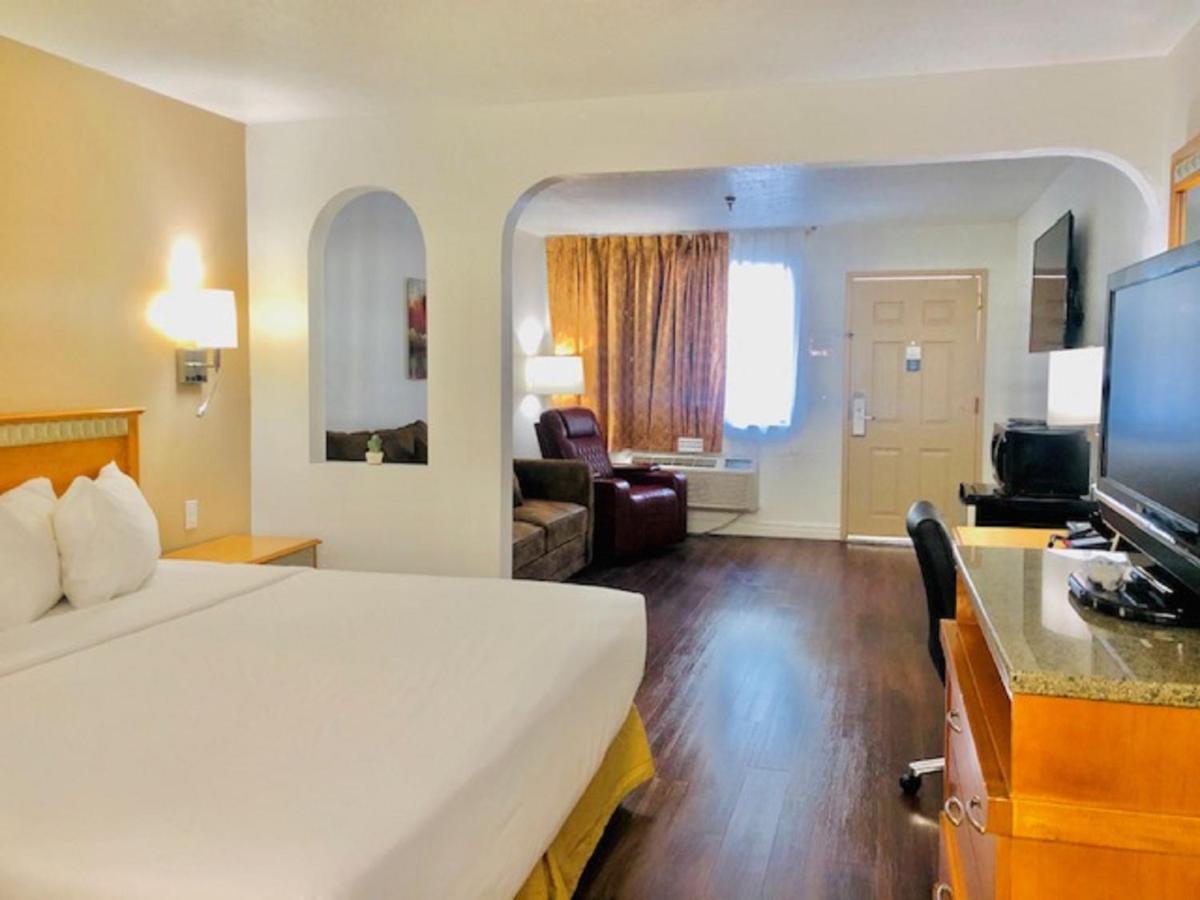 Surestay Plus Hotel By Best Western Albuquerque I-40 Eubank Kültér fotó
