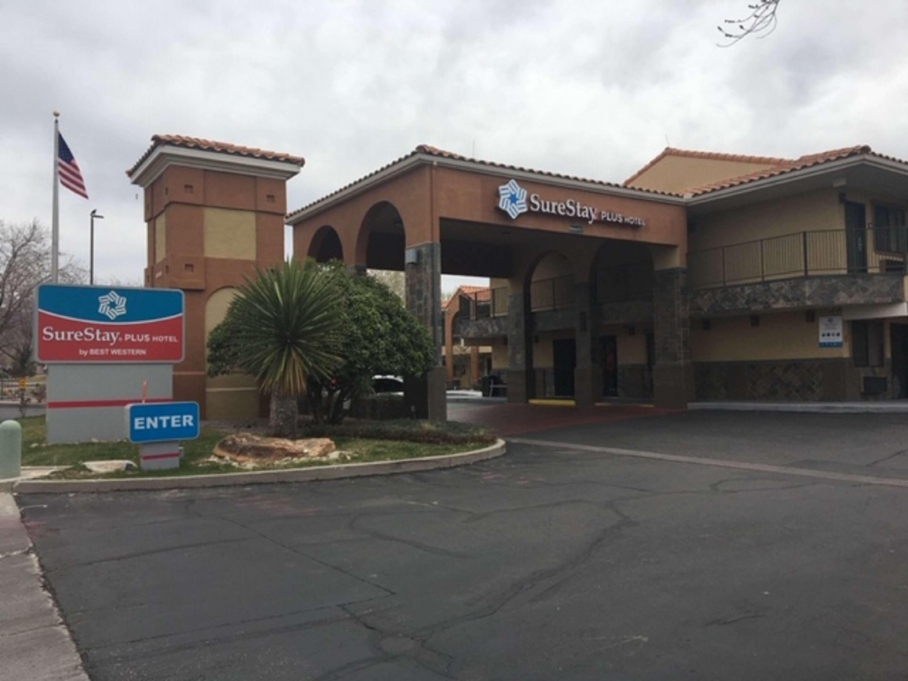 Surestay Plus Hotel By Best Western Albuquerque I-40 Eubank Kültér fotó